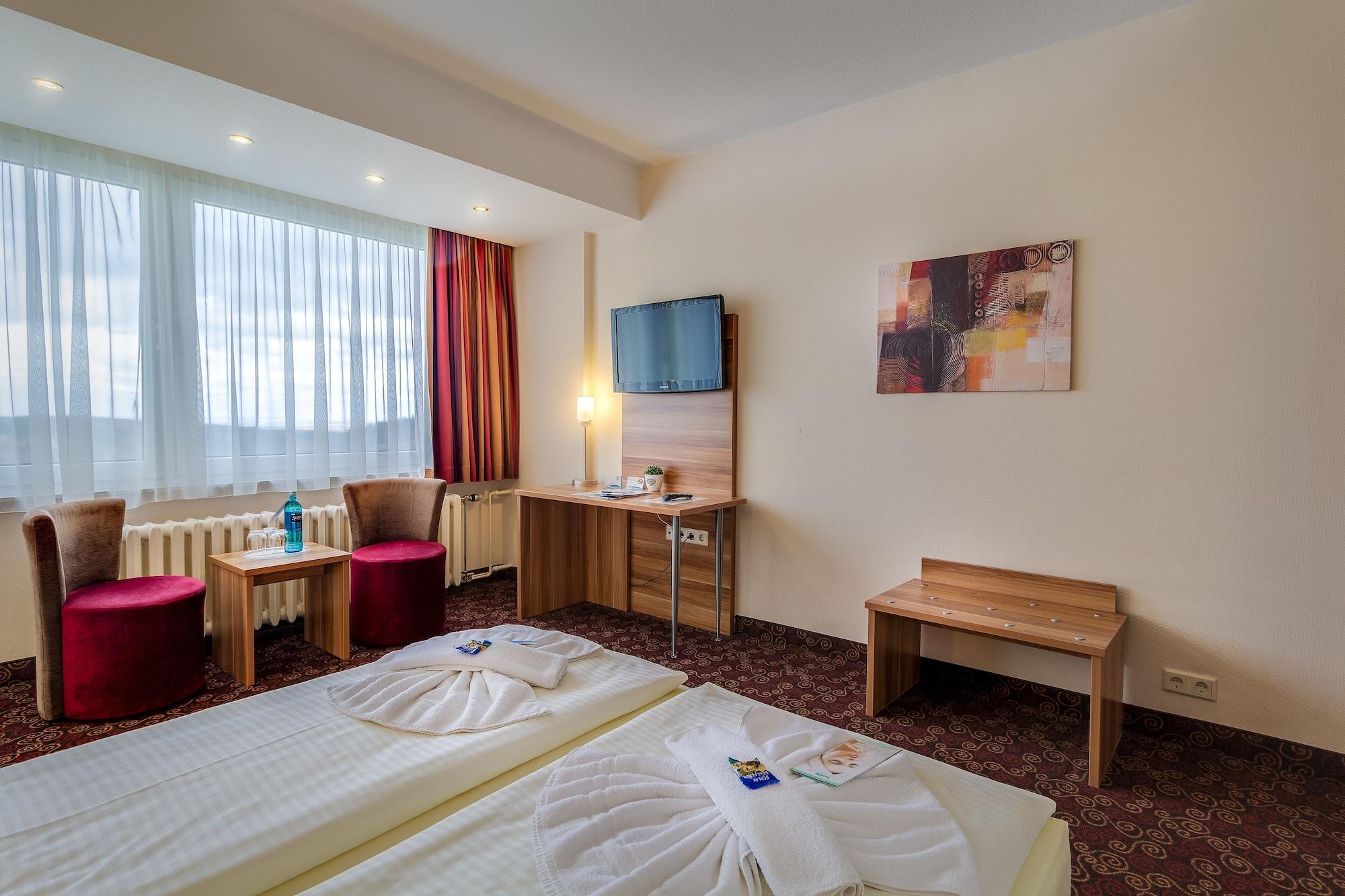 Ferien Hotel Rennsteigblick Friedrichroda Buitenkant foto