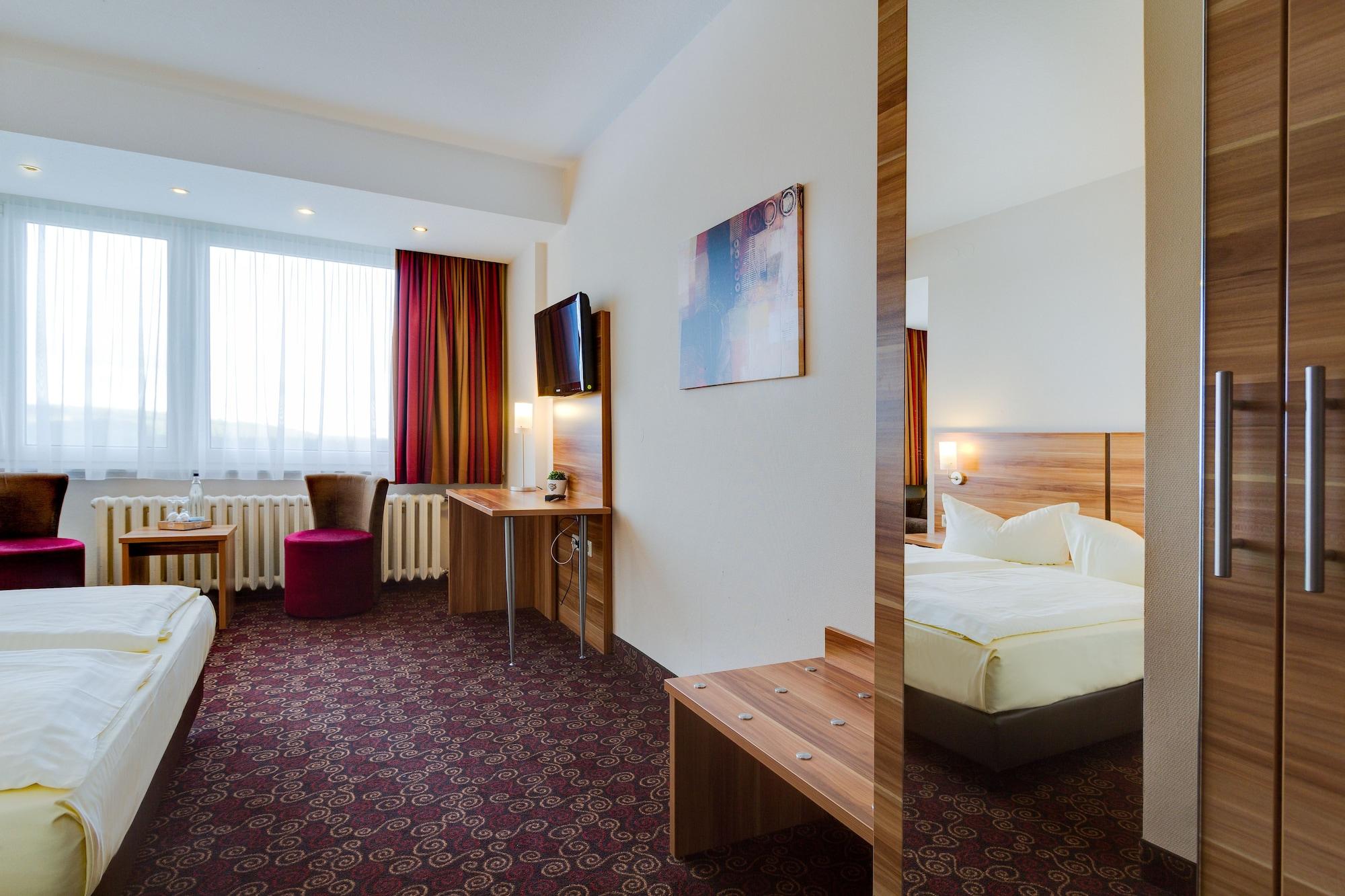 Ferien Hotel Rennsteigblick Friedrichroda Buitenkant foto