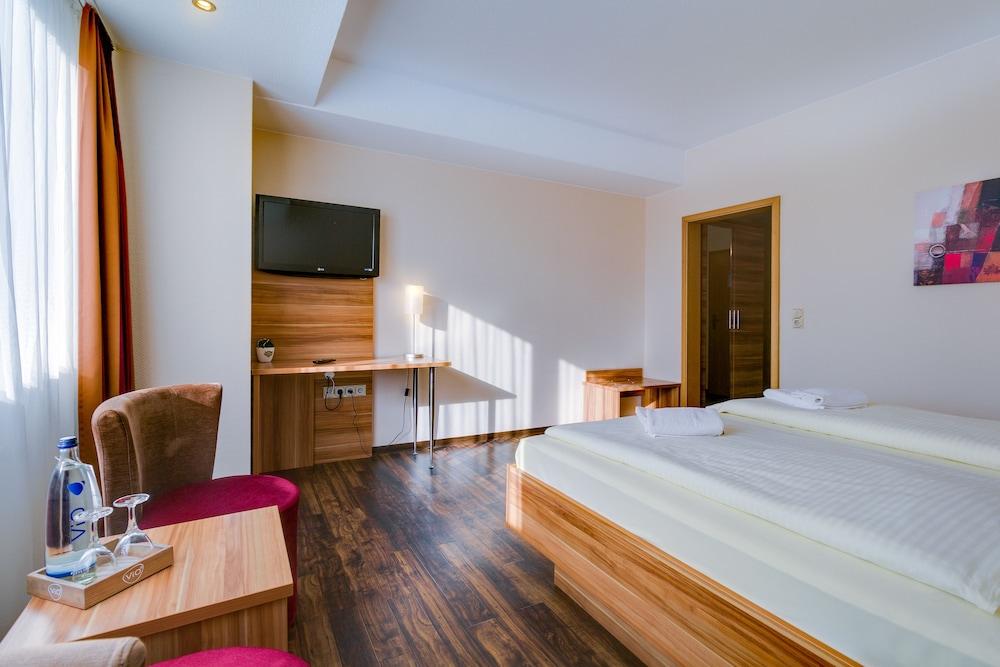 Ferien Hotel Rennsteigblick Friedrichroda Buitenkant foto