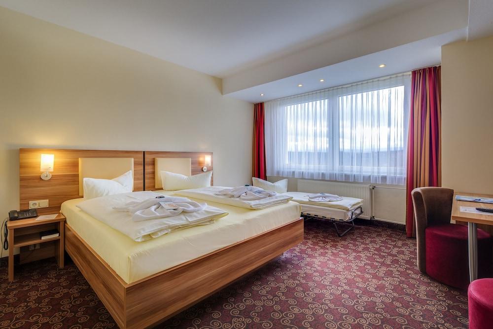 Ferien Hotel Rennsteigblick Friedrichroda Buitenkant foto