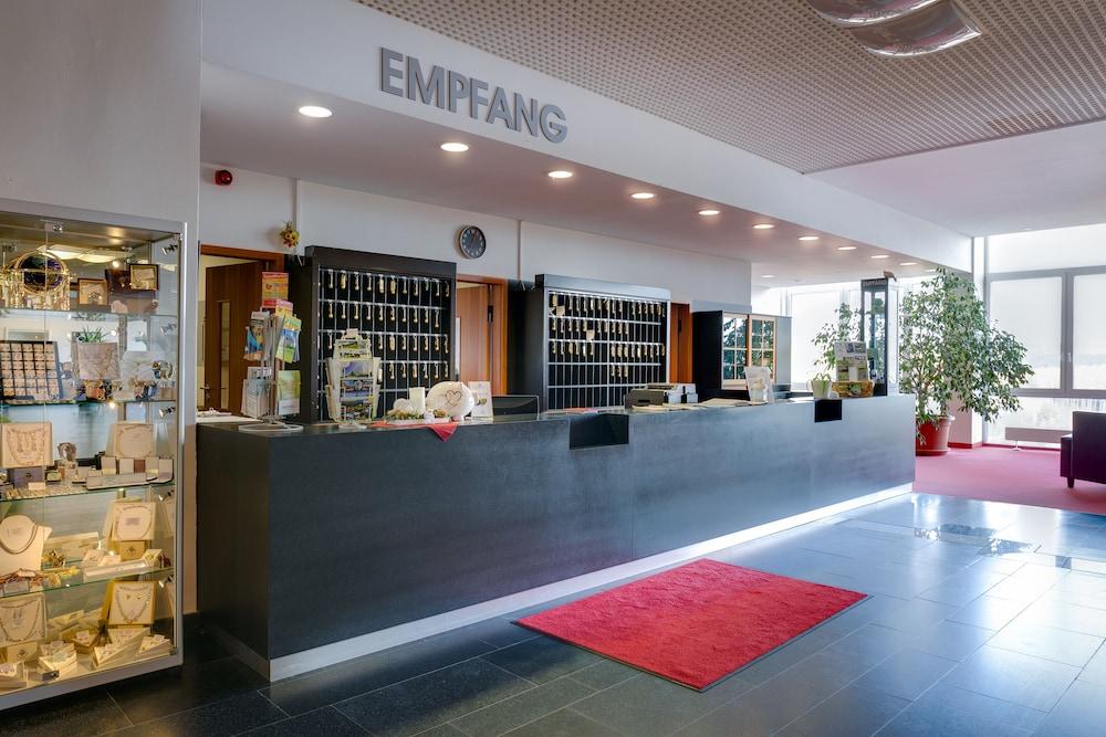 Ferien Hotel Rennsteigblick Friedrichroda Buitenkant foto